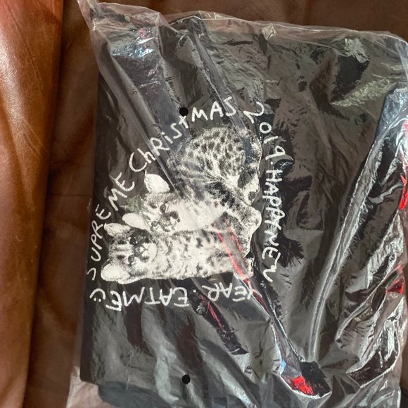 Eat Me Tee - Picture 3 of 3